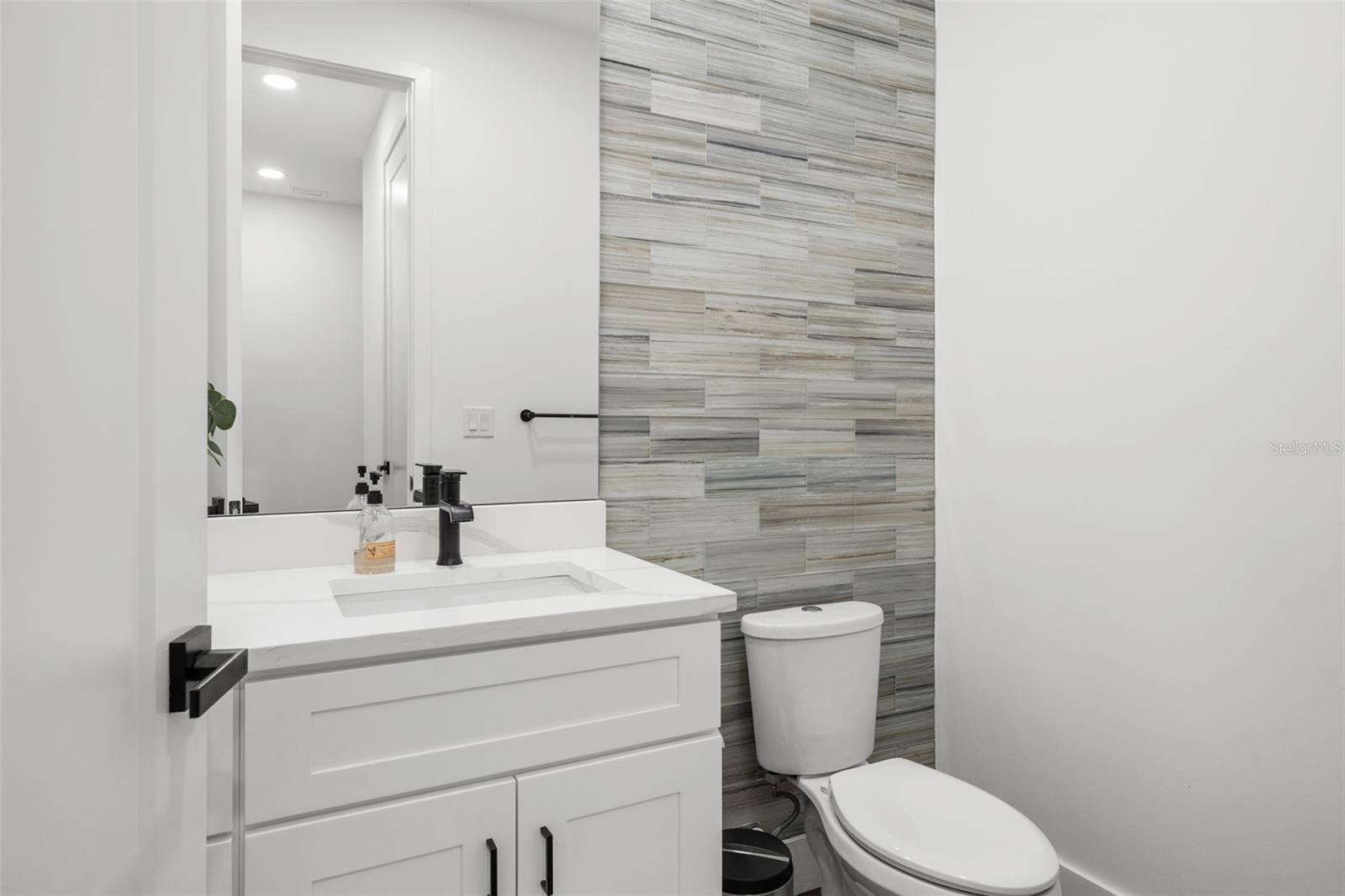 Image 19 of 61 For 6206 64th Way N