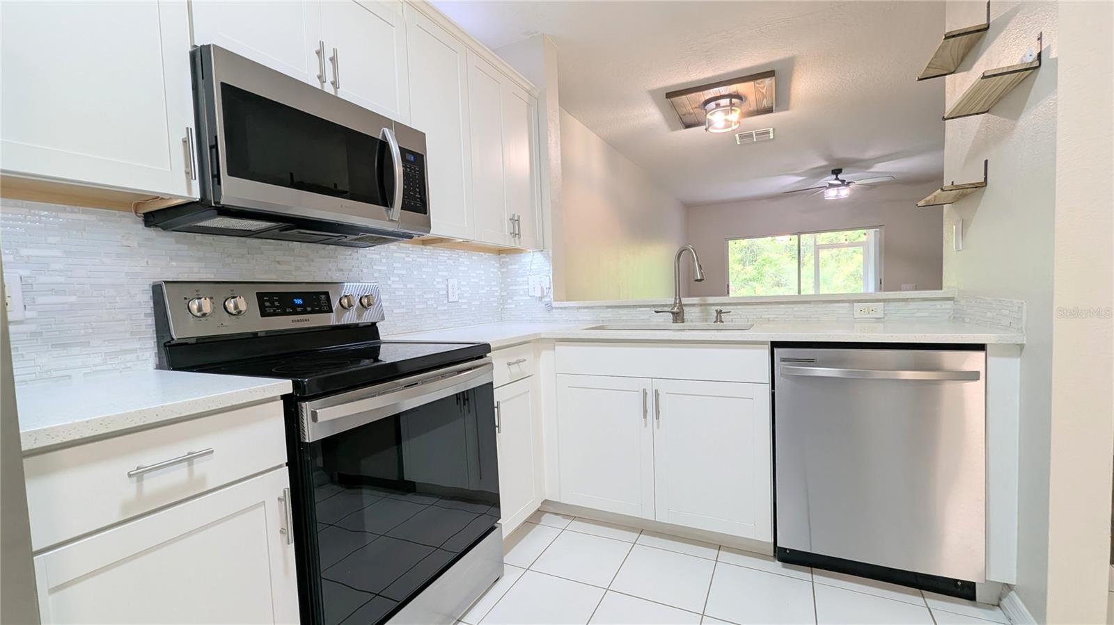 Image 4 of 21 For 1247 Kennewick Court