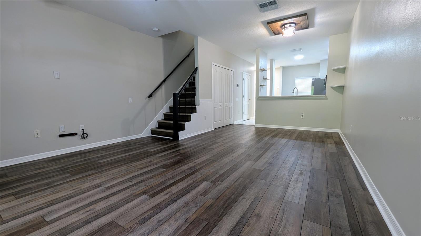 Image 9 of 21 For 1247 Kennewick Court