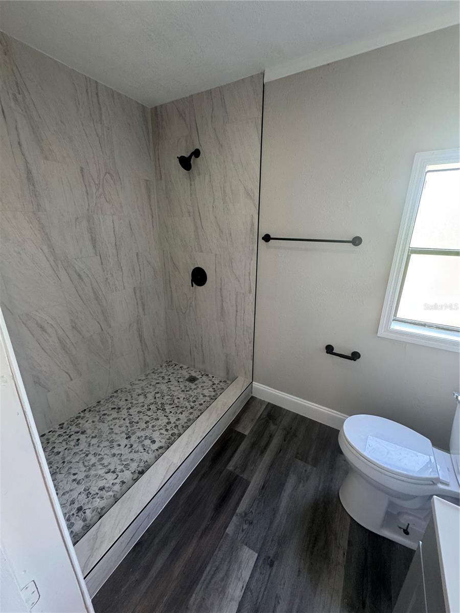 Image 21 of 59 For 10802 Balm Riverview Road