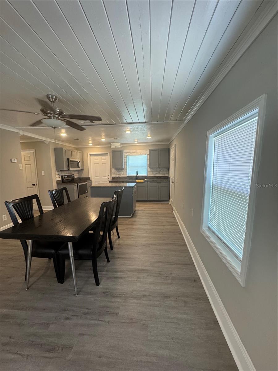 Image 6 of 59 For 10802 Balm Riverview Road