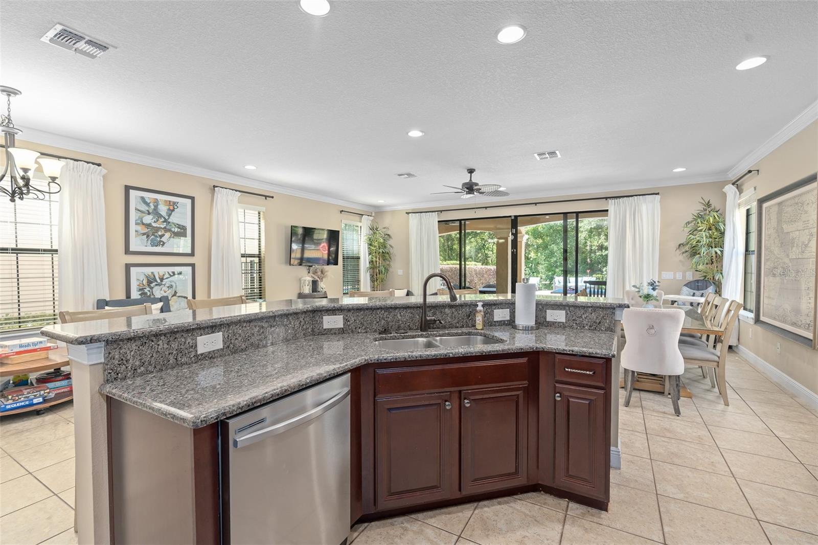 Image 10 of 63 For 852 Desert Mountain Court