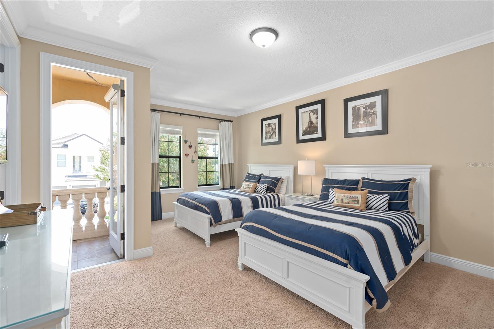 Image 41 of 63 For 852 Desert Mountain Court
