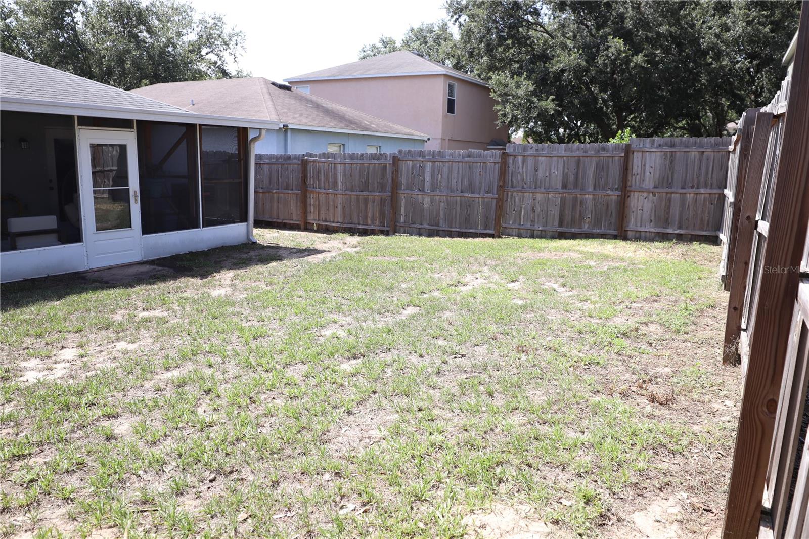 Listing photo id 34 for 1006 Harvest Moon Drive