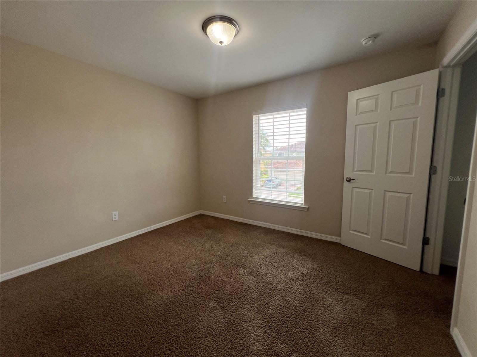 Image 17 of 26 For 3724 Crofton Court