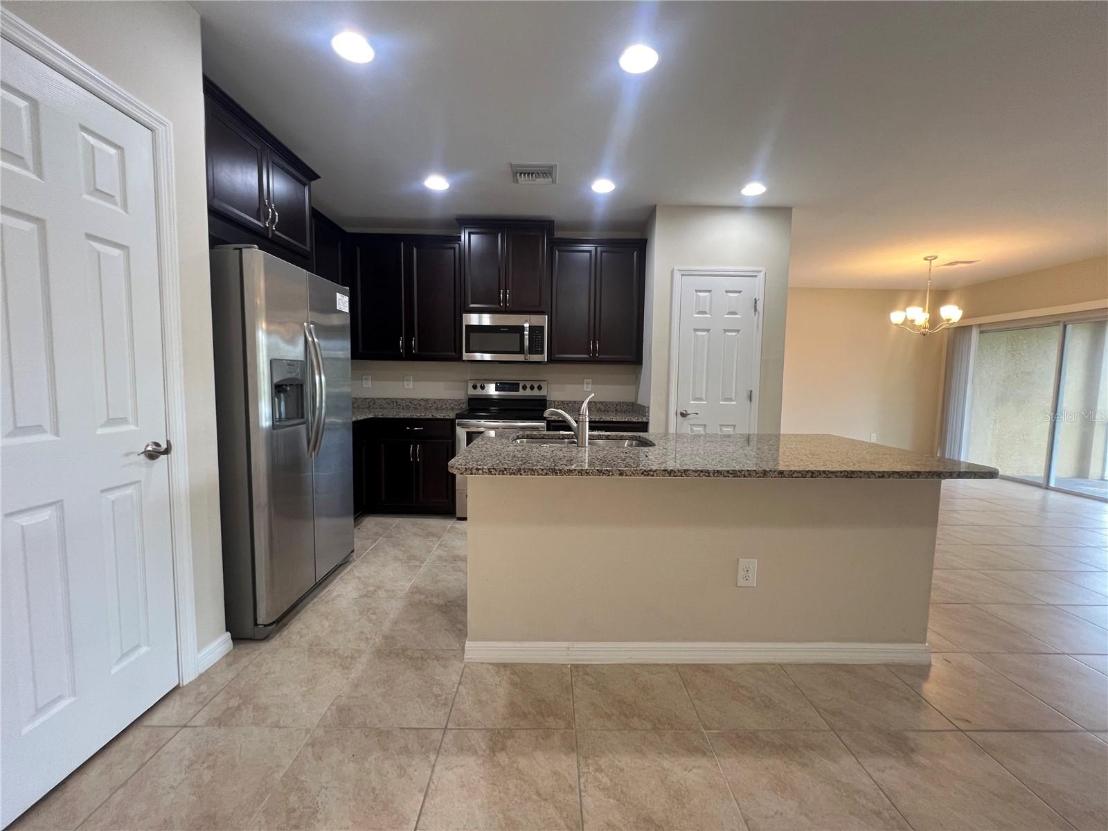 Image 6 of 26 For 3724 Crofton Court