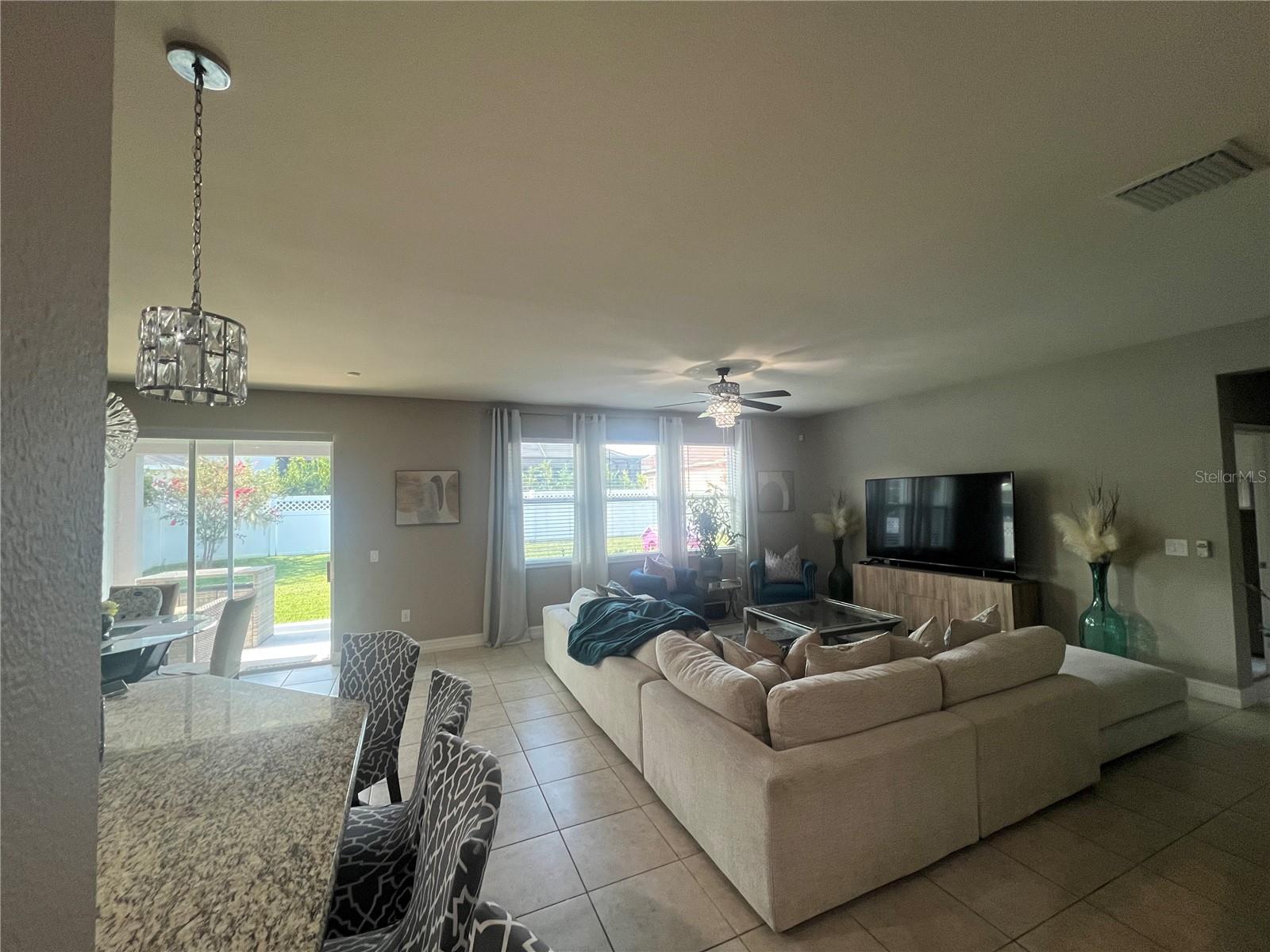 Image 15 of 38 For 33191 Azalea Ridge Drive