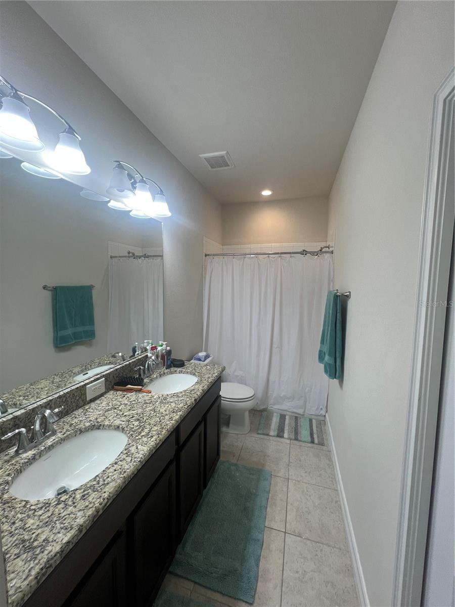 Image 29 of 38 For 33191 Azalea Ridge Drive
