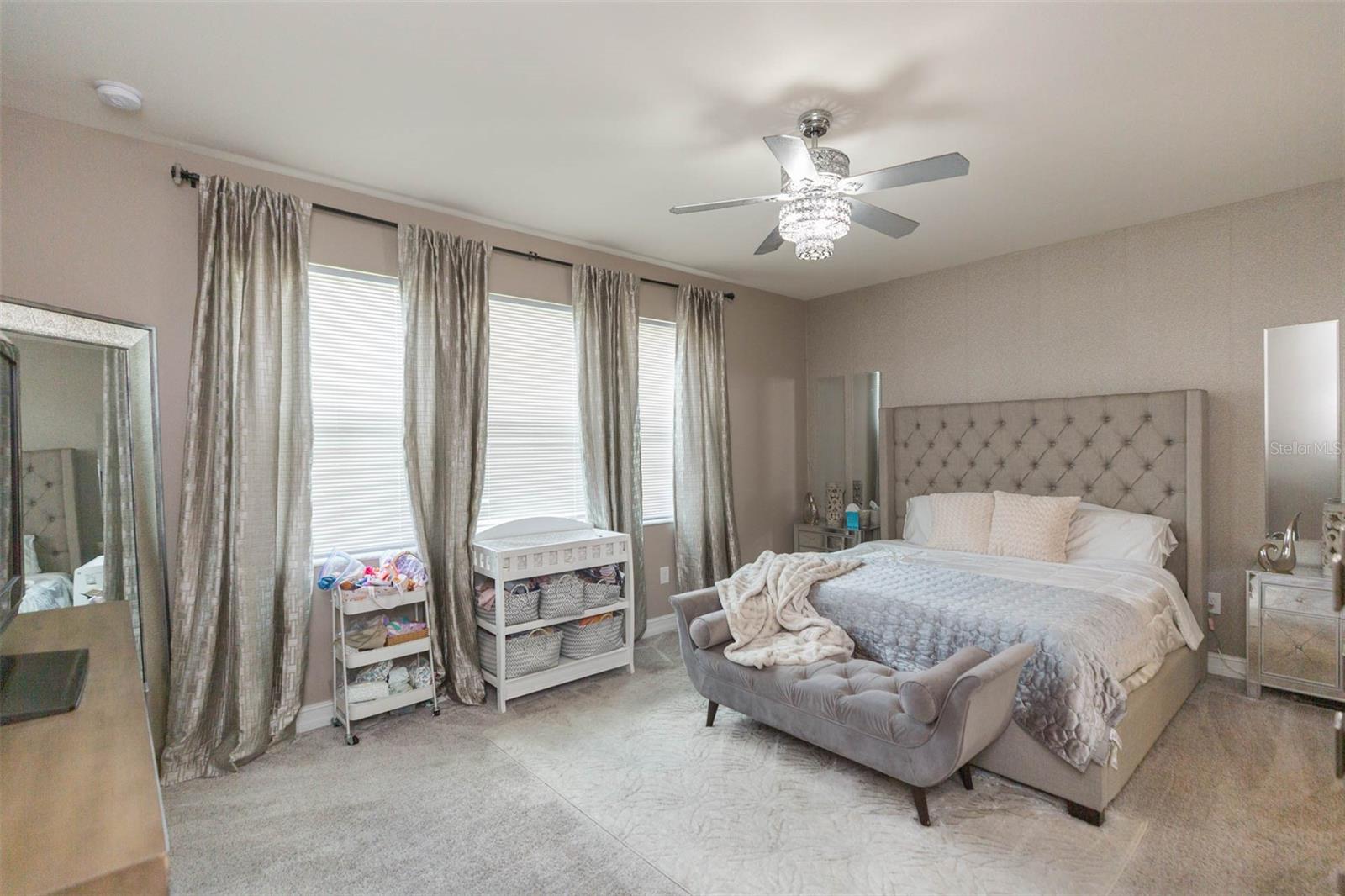 Image 43 of 81 For 33191 Azalea Ridge Drive