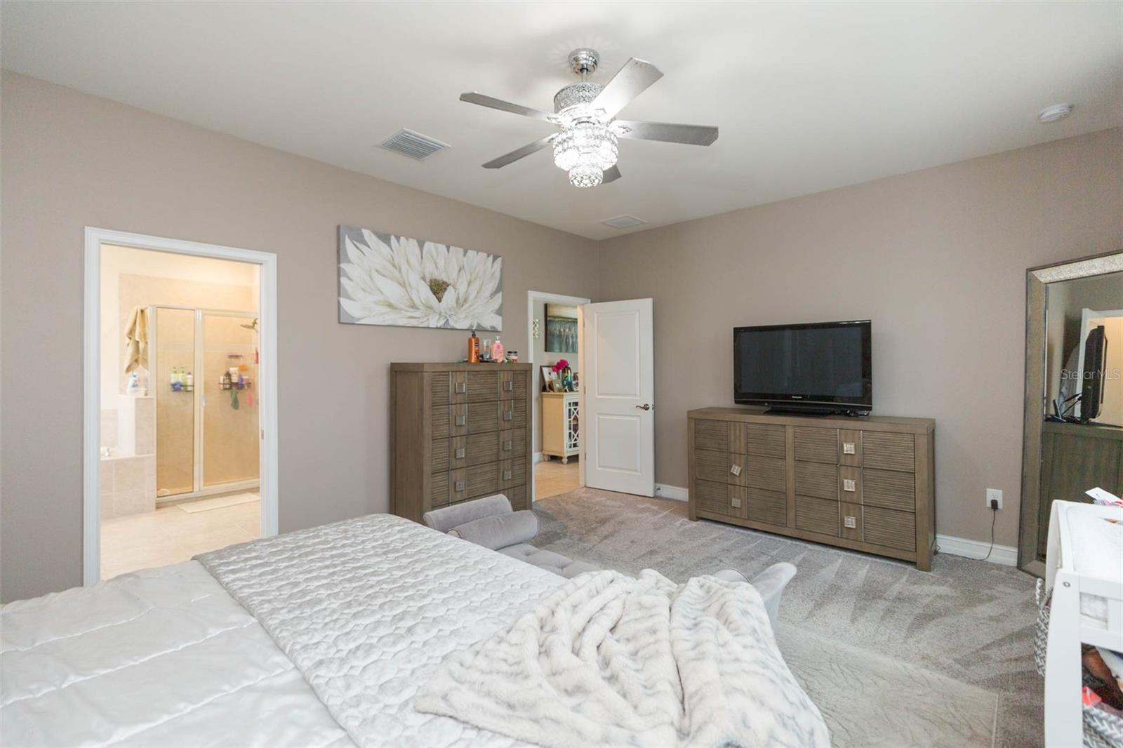 Image 45 of 81 For 33191 Azalea Ridge Drive