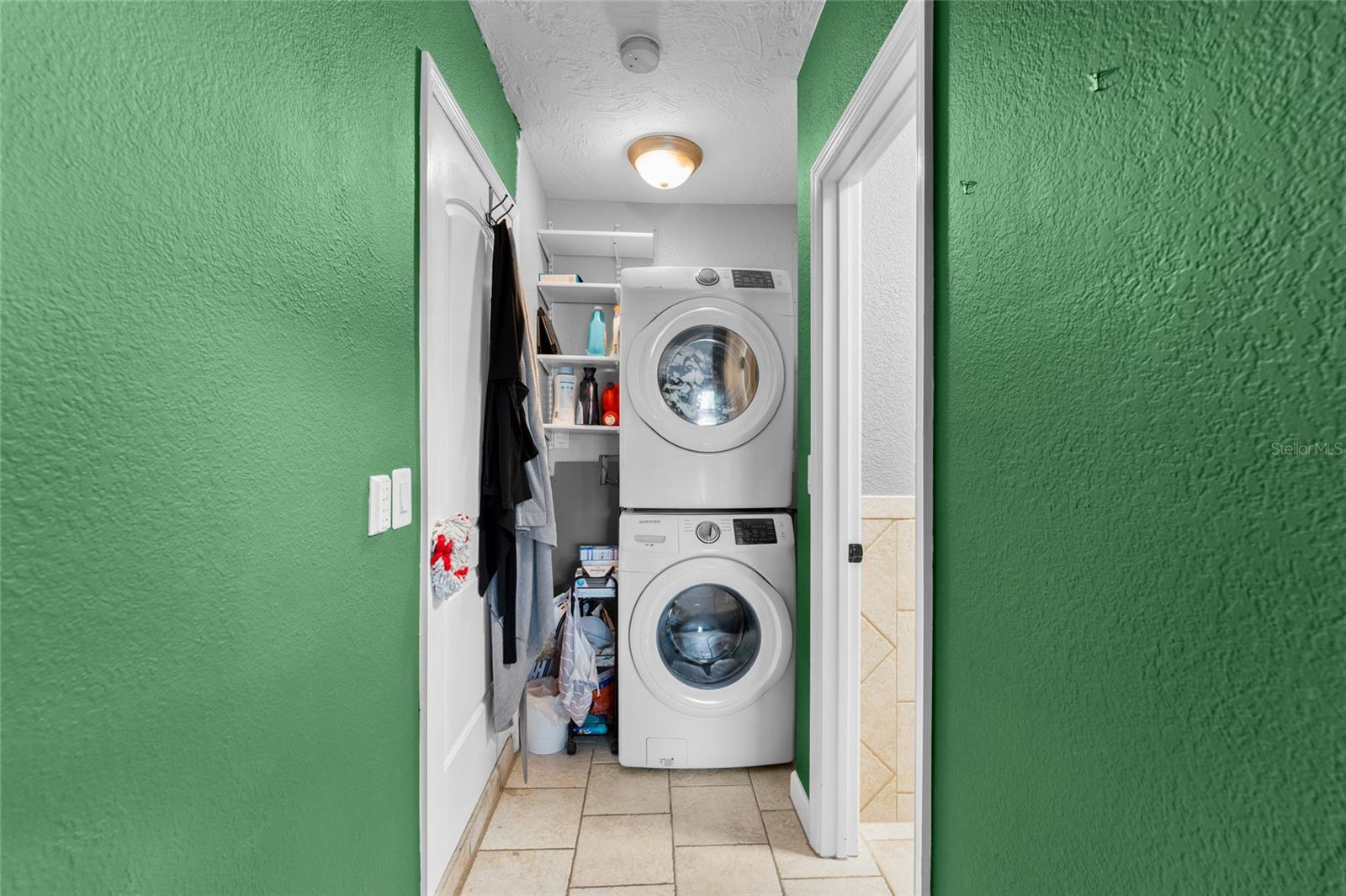 Image 21 of 81 For 12316 Eldon Drive