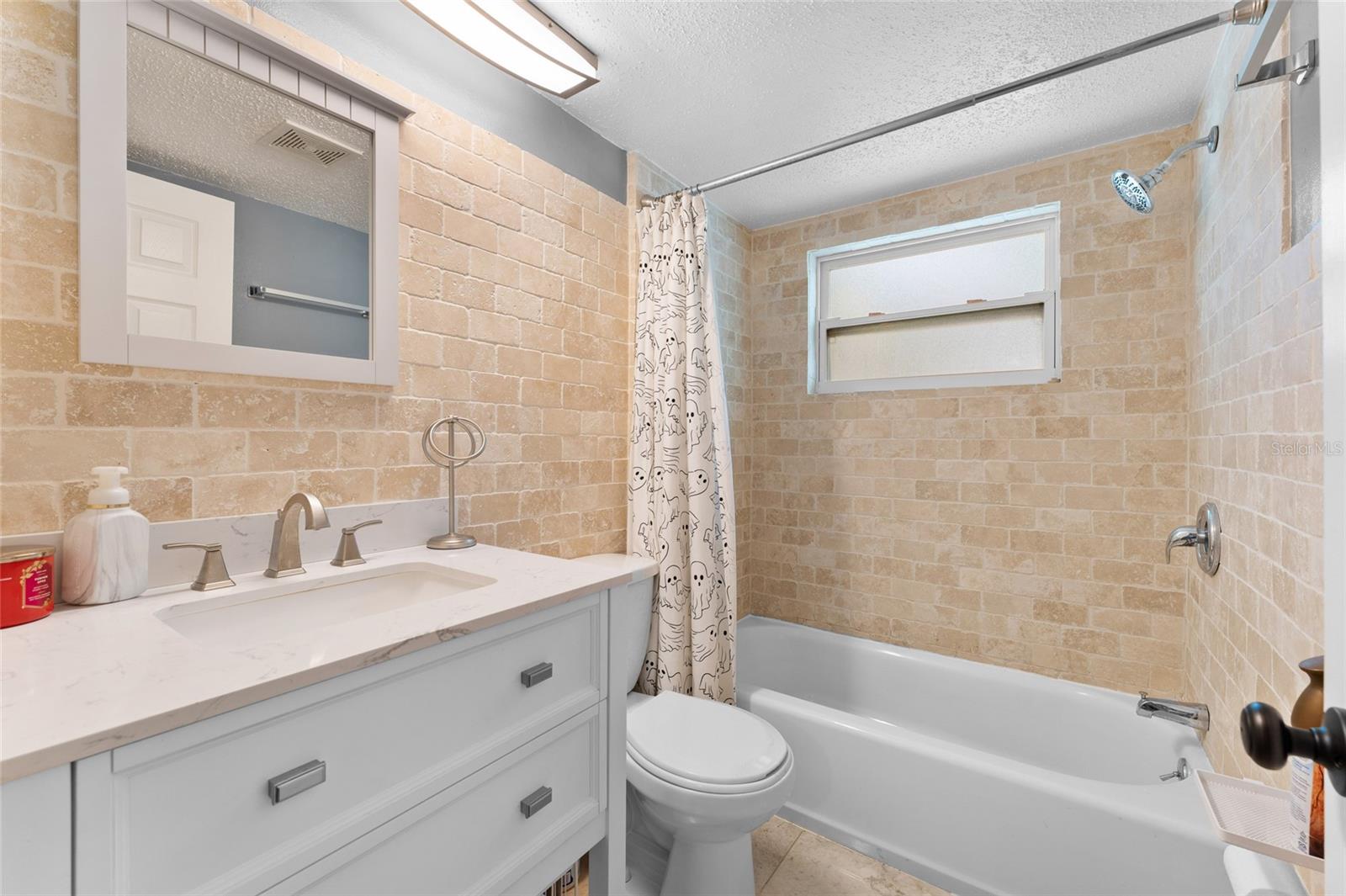 Image 27 of 81 For 12316 Eldon Drive