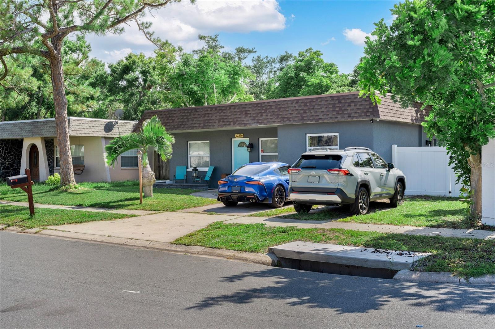 Image 35 of 81 For 12316 Eldon Drive