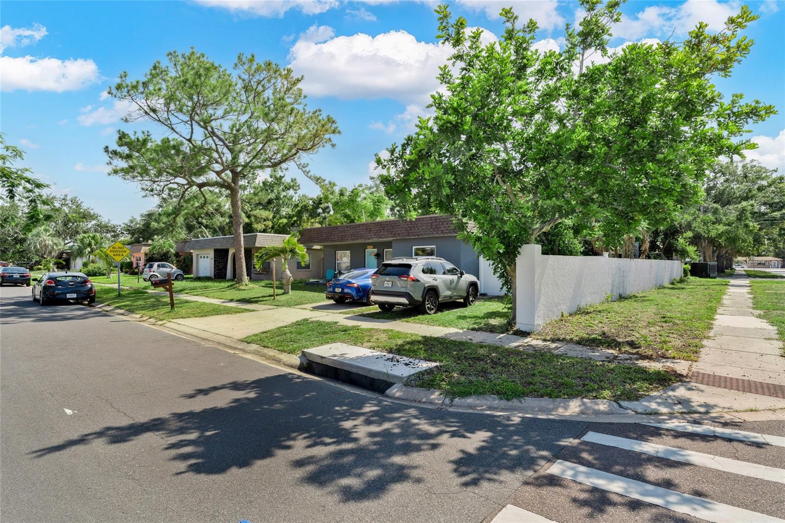 Image 38 of 81 For 12316 Eldon Drive