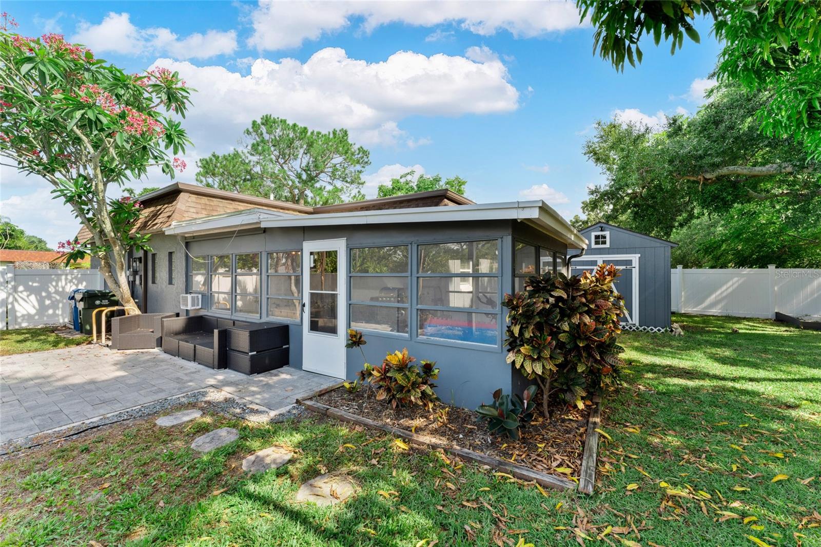 Image 52 of 81 For 12316 Eldon Drive