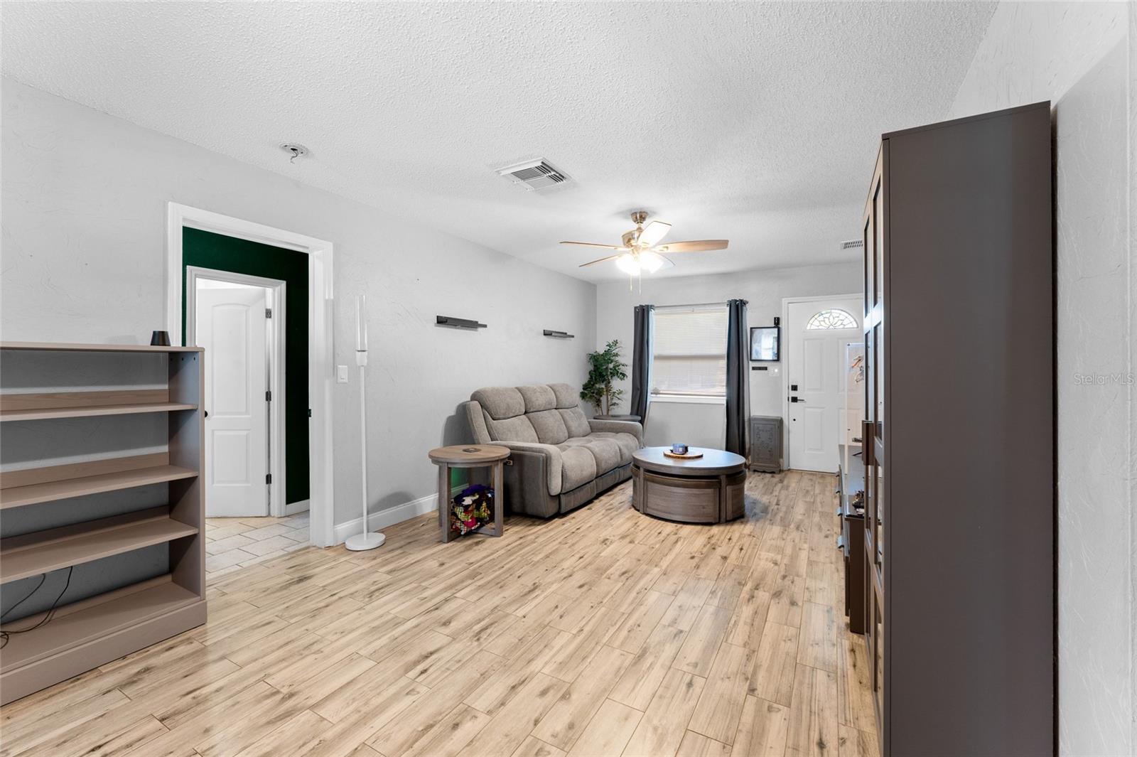 Image 7 of 81 For 12316 Eldon Drive