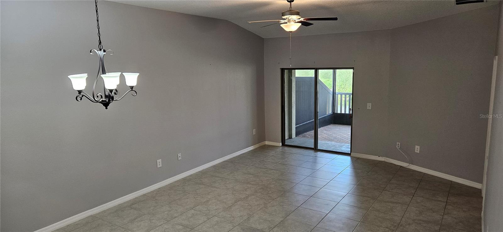 Image 11 of 31 For 13269 Crest Lake Drive