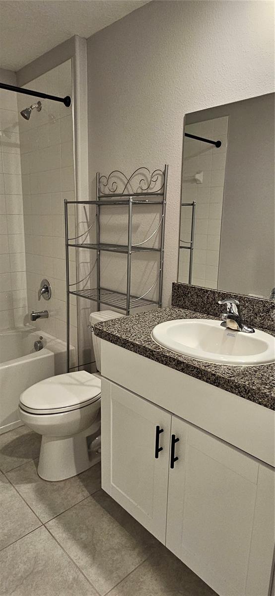 Image 22 of 31 For 13269 Crest Lake Drive