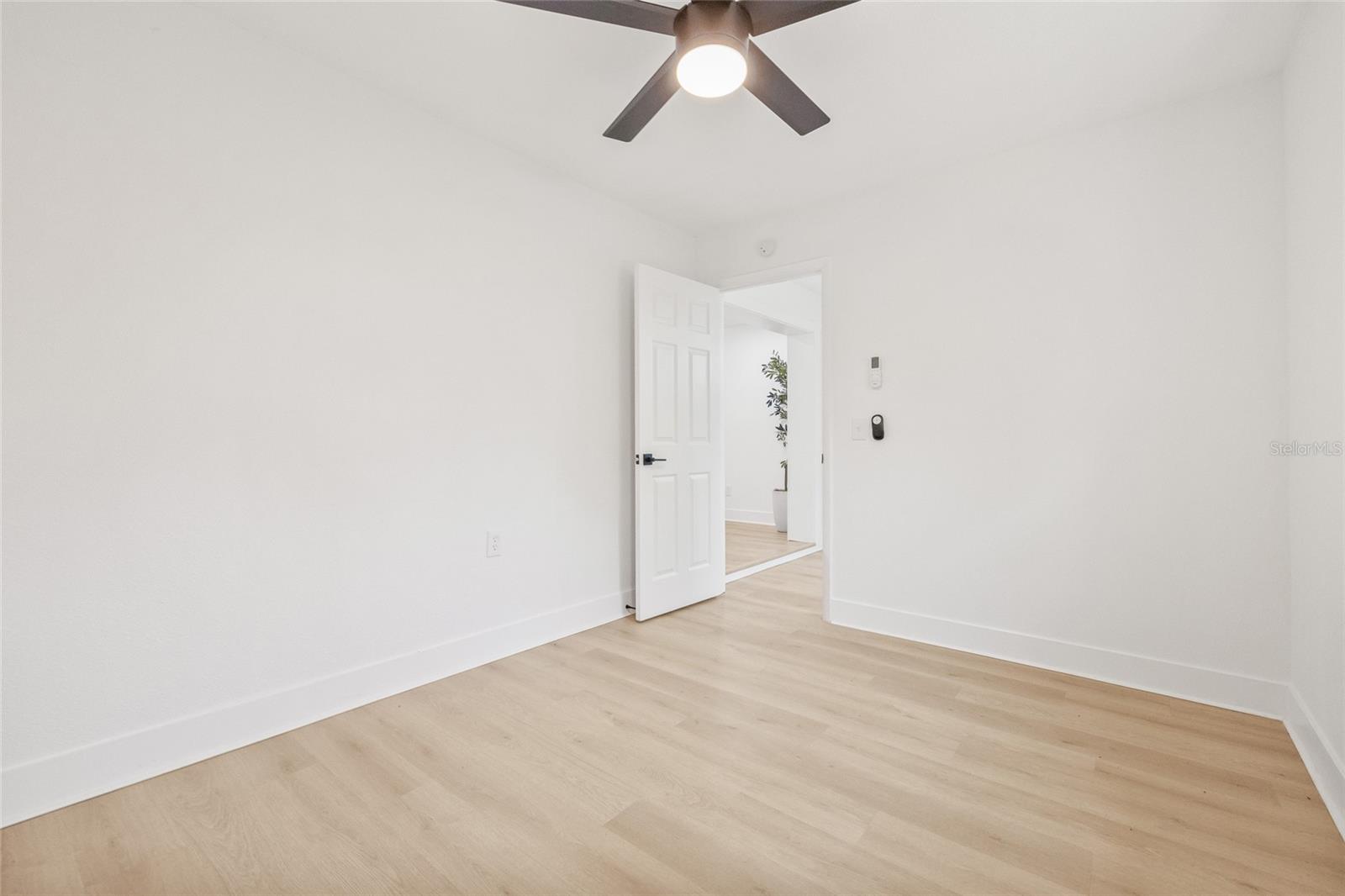 Image 19 of 31 For 2017 Rebecca Drive