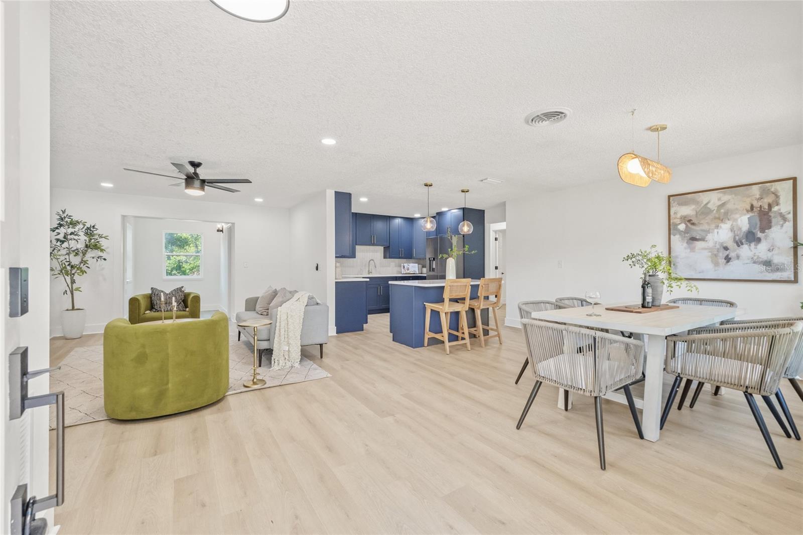 Image 2 of 31 For 2017 Rebecca Drive