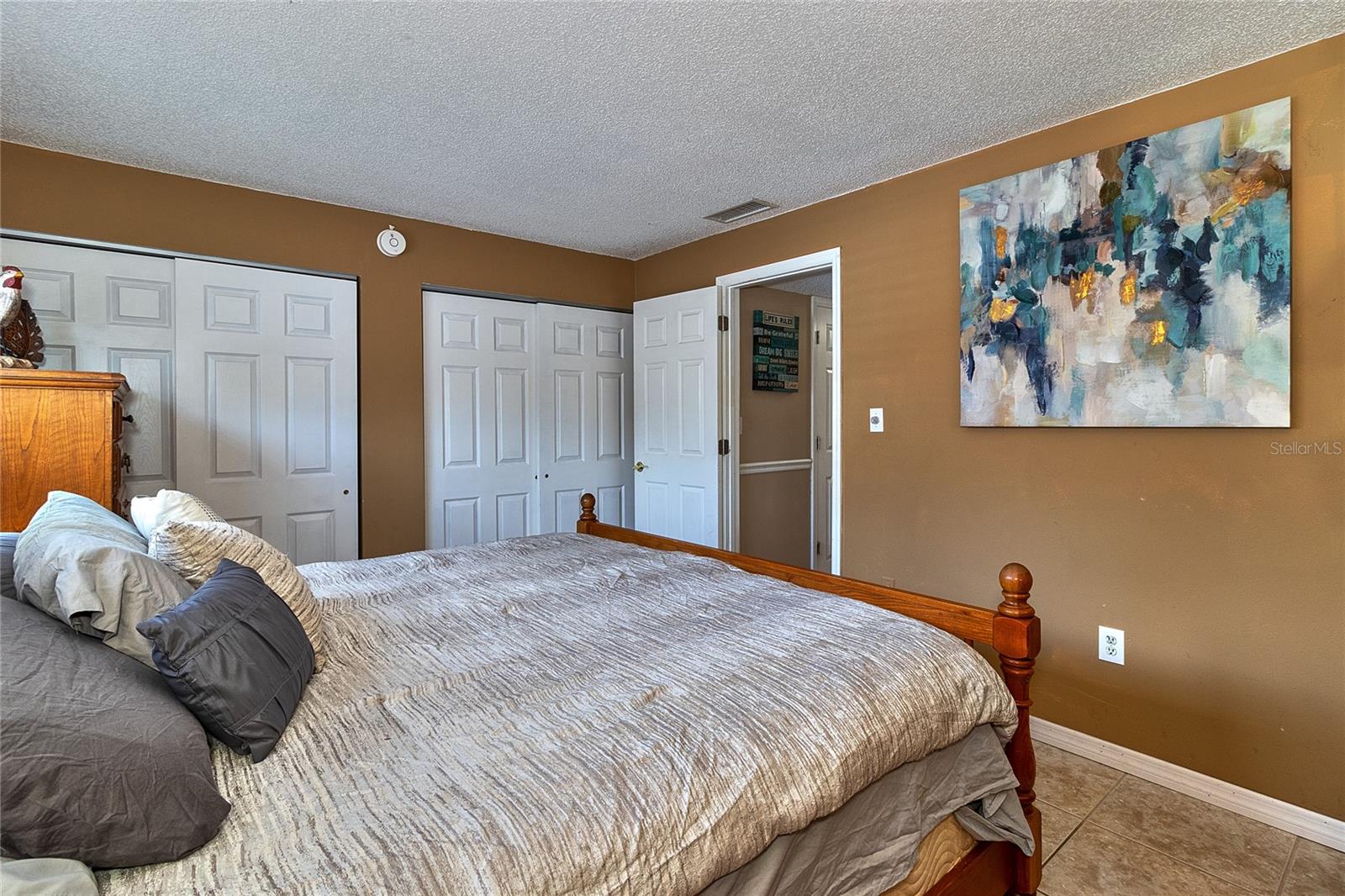 Image 27 of 44 For 4215 Bay Drive 1706a