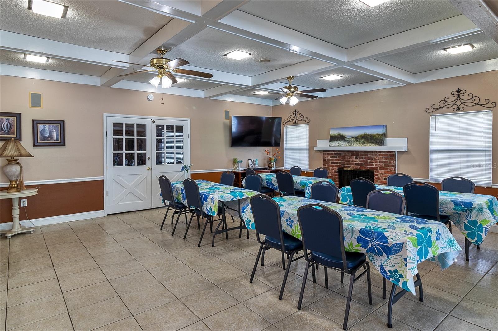 Image 35 of 44 For 4215 Bay Drive 1706a