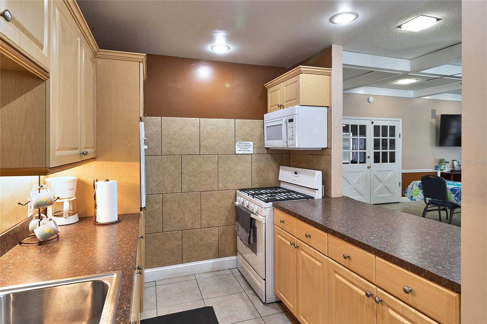 Image 39 of 44 For 4215 Bay Drive 1706a