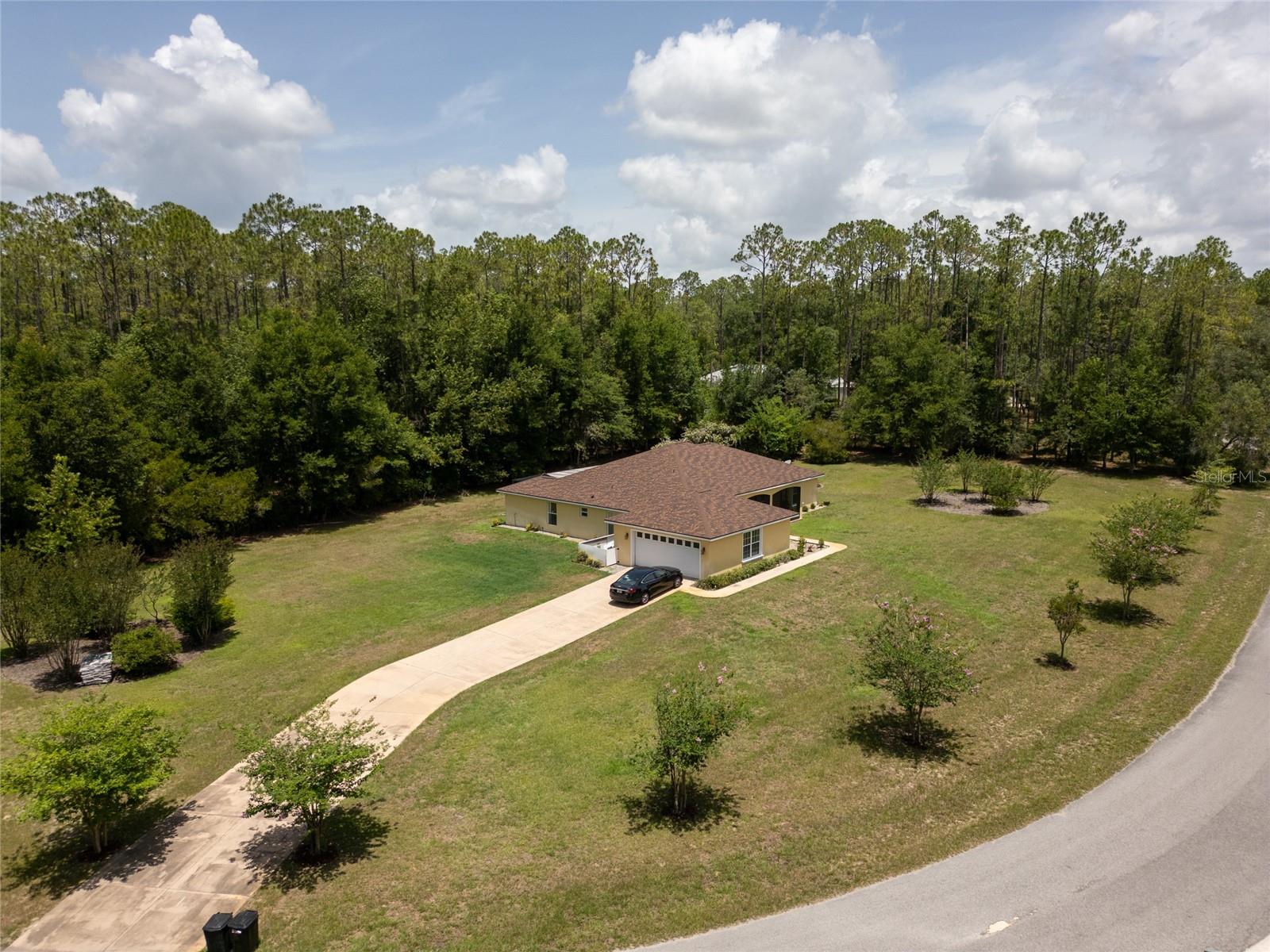 Image 40 of 40 For 21590 84th Loop