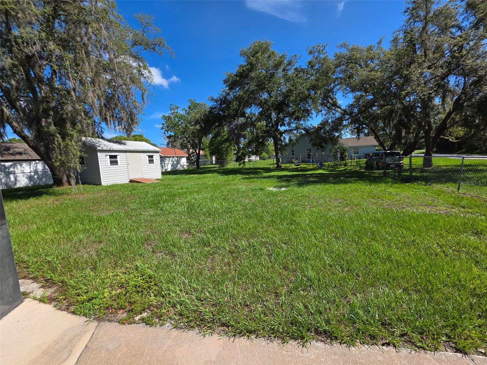 Listing photo id 23 for 9171 Vicksburg Road