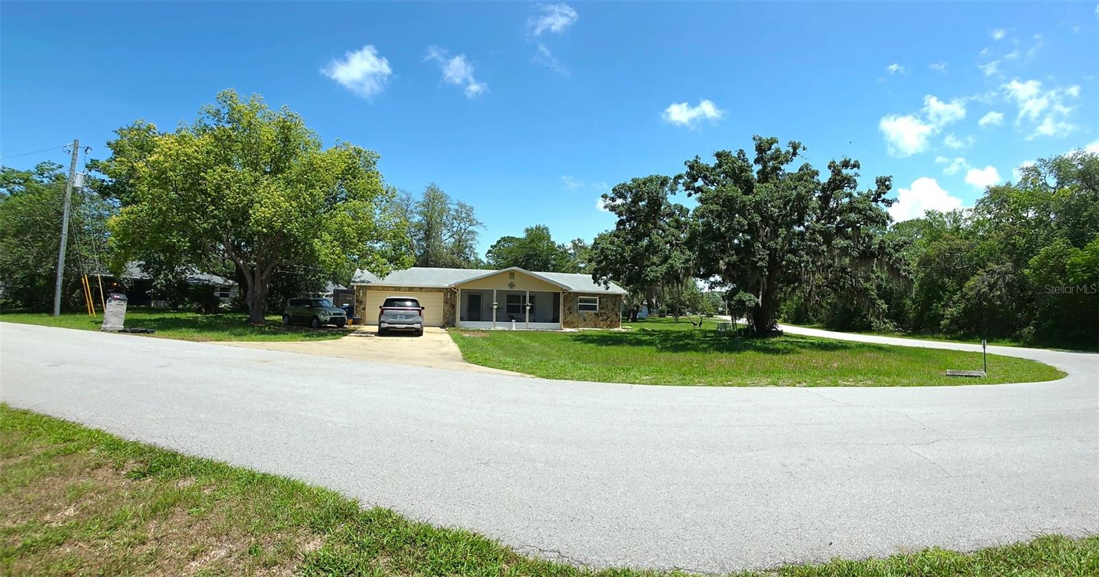 Listing photo id 2 for 9171 Vicksburg Road