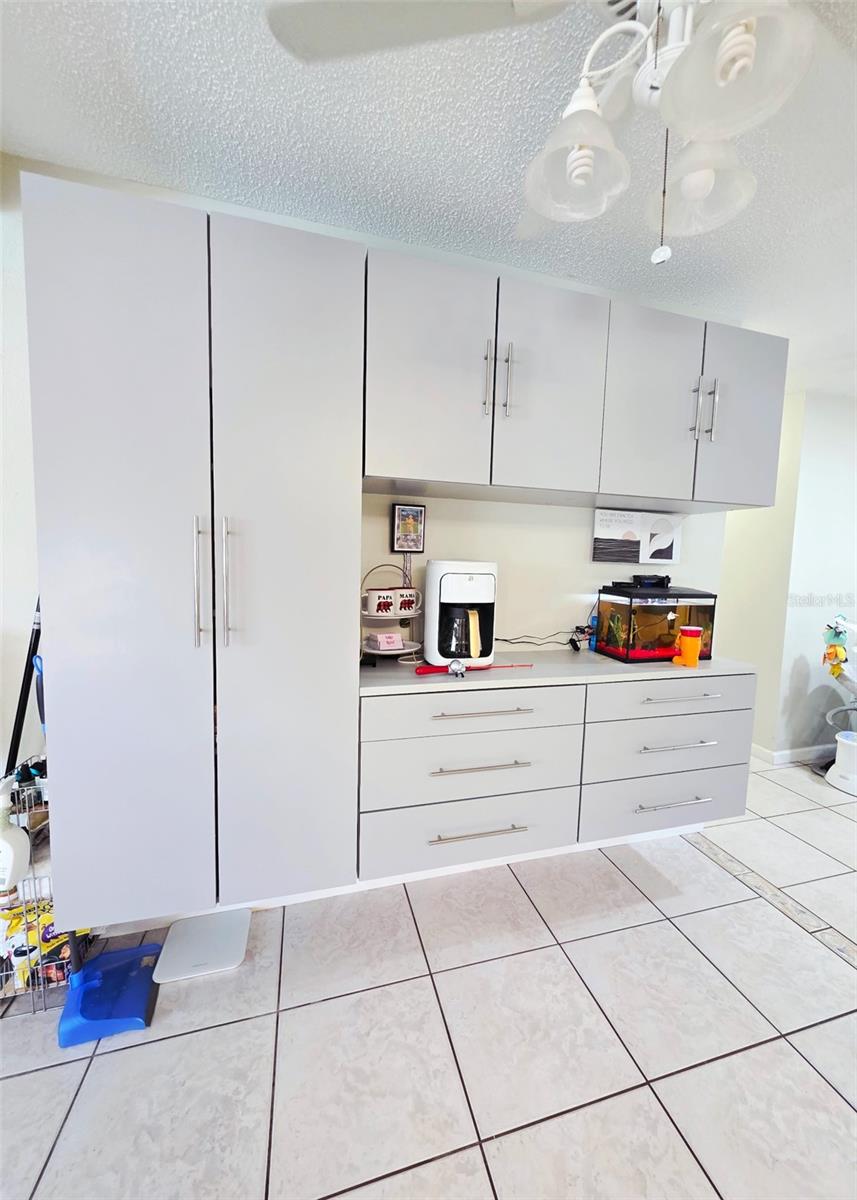 Listing photo id 7 for 9171 Vicksburg Road