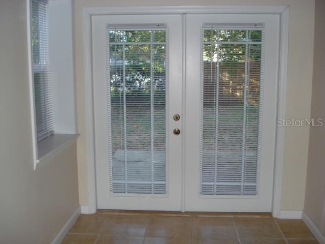Image 8 of 9 For 3811 Tacon Street