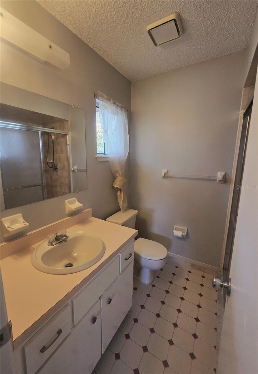 Image 13 of 23 For 8425 107th Place