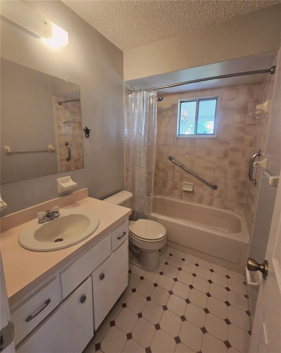 Image 17 of 23 For 8425 107th Place