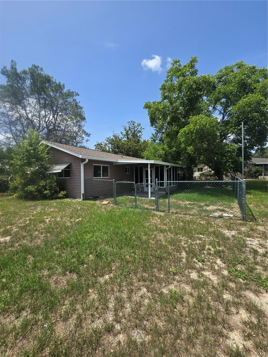 Image 21 of 23 For 8425 107th Place