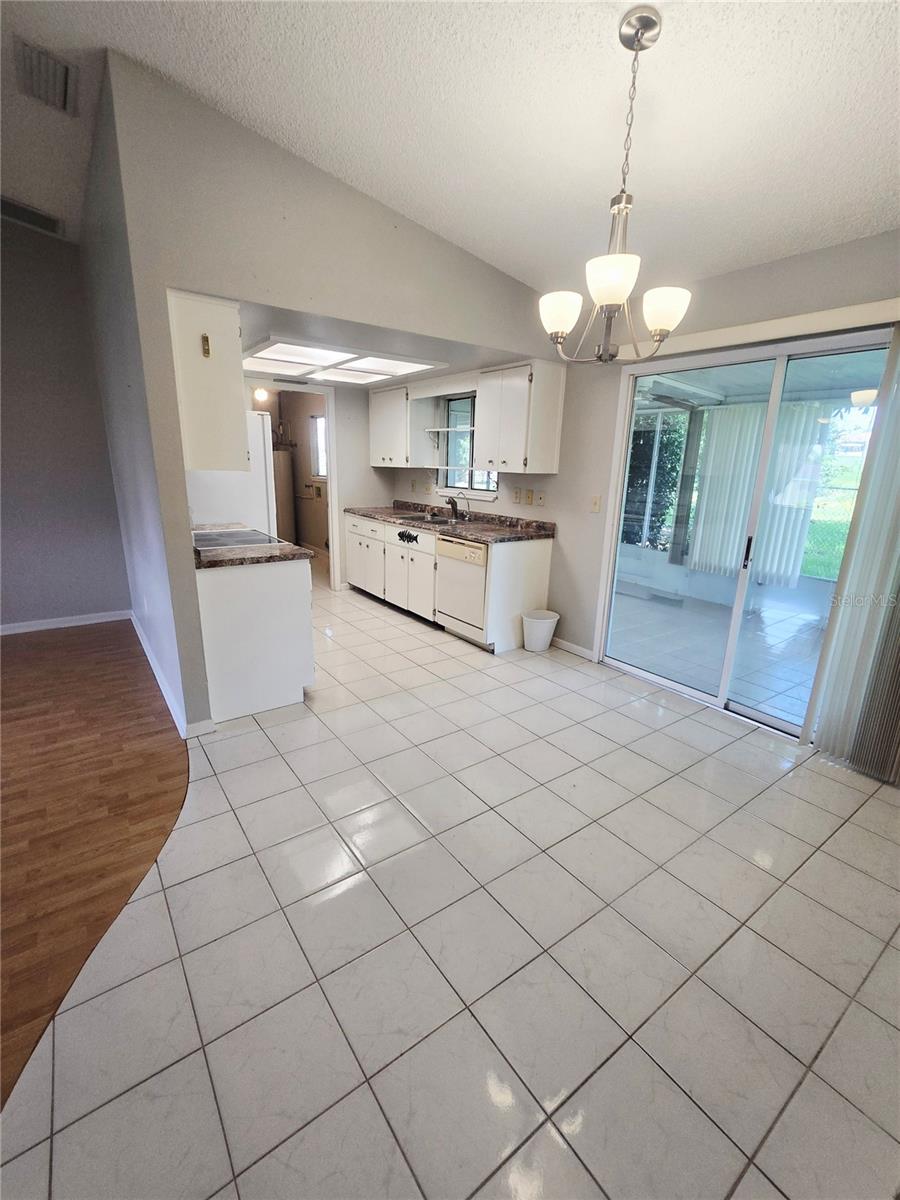 Image 5 of 23 For 8425 107th Place