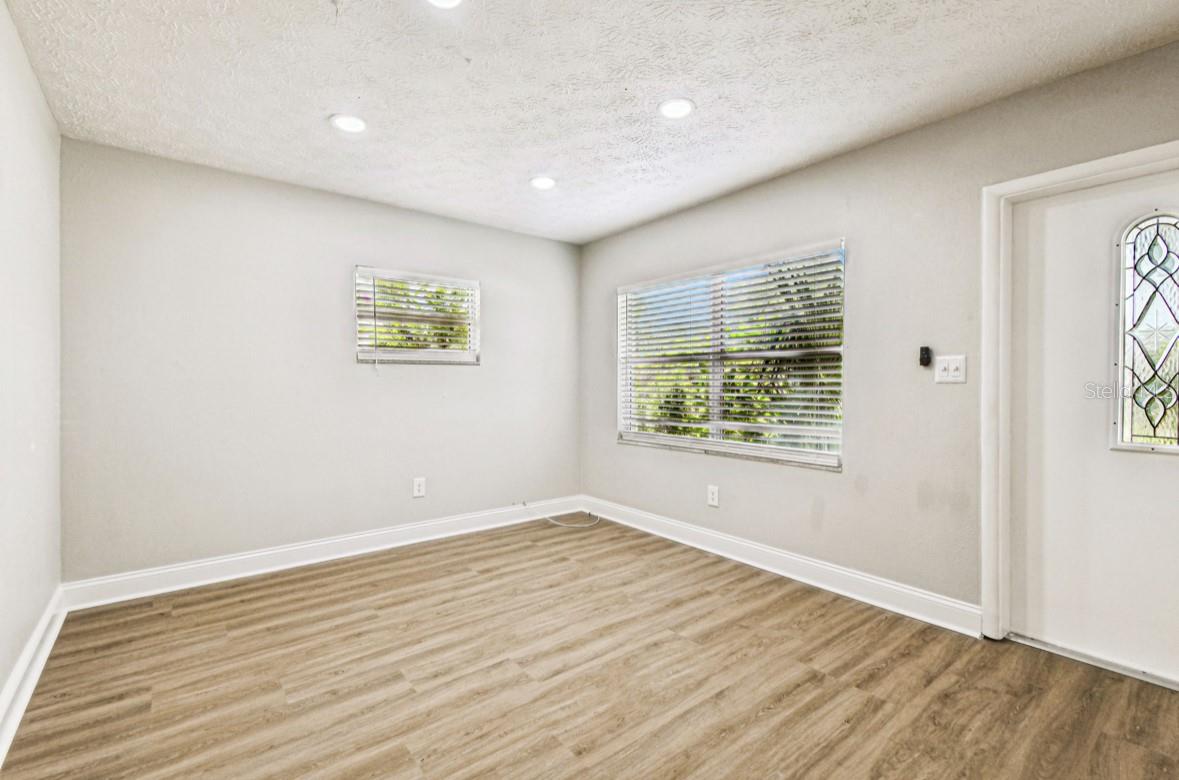 Image 10 of 41 For 10215 23rd Street