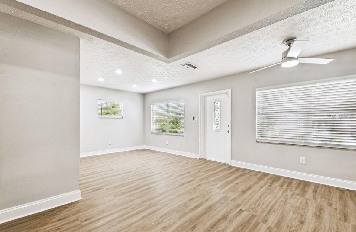 Image 13 of 41 For 10215 23rd Street