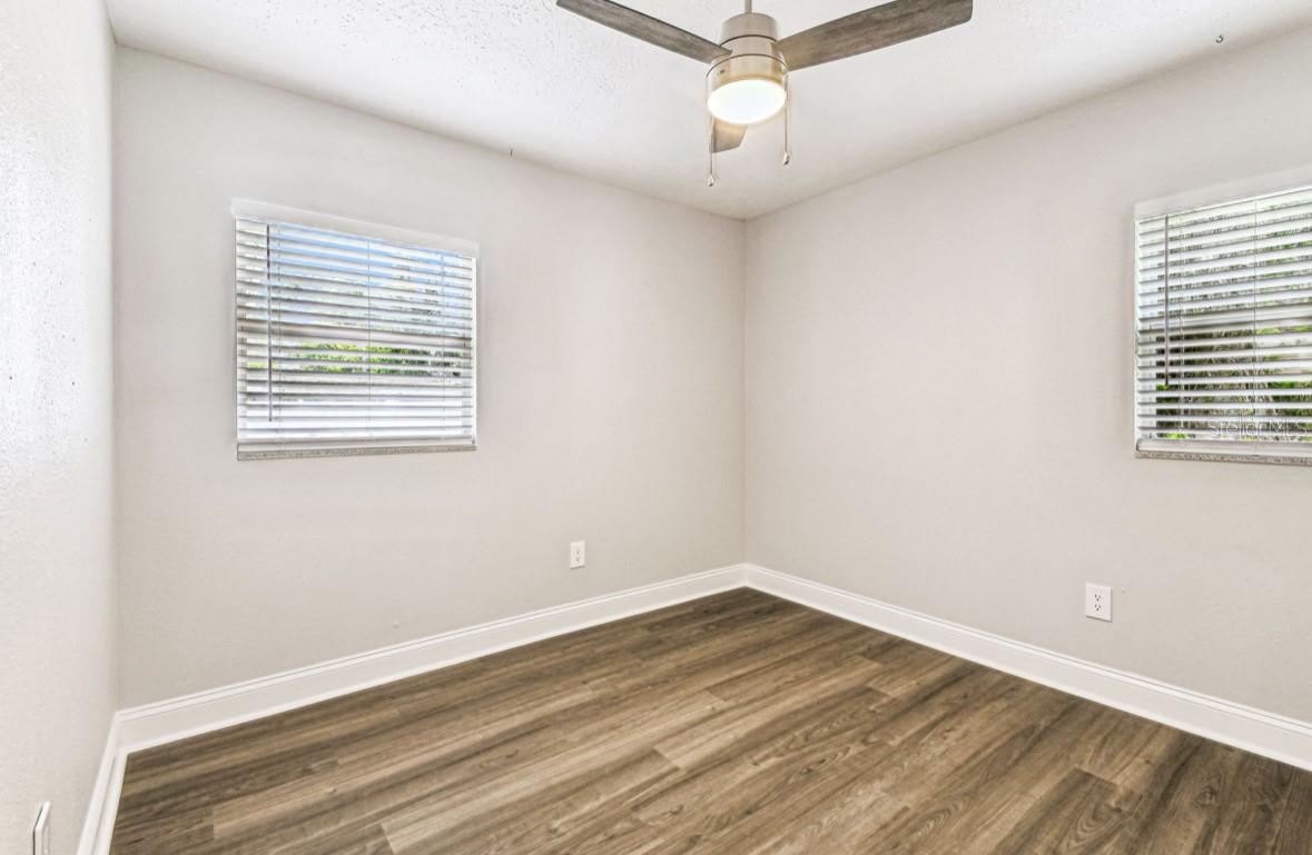Image 18 of 41 For 10215 23rd Street