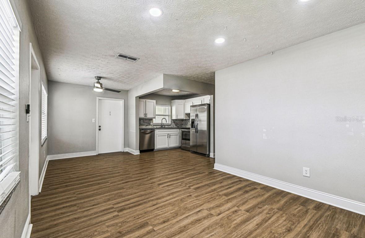 Image 6 of 41 For 10215 23rd Street