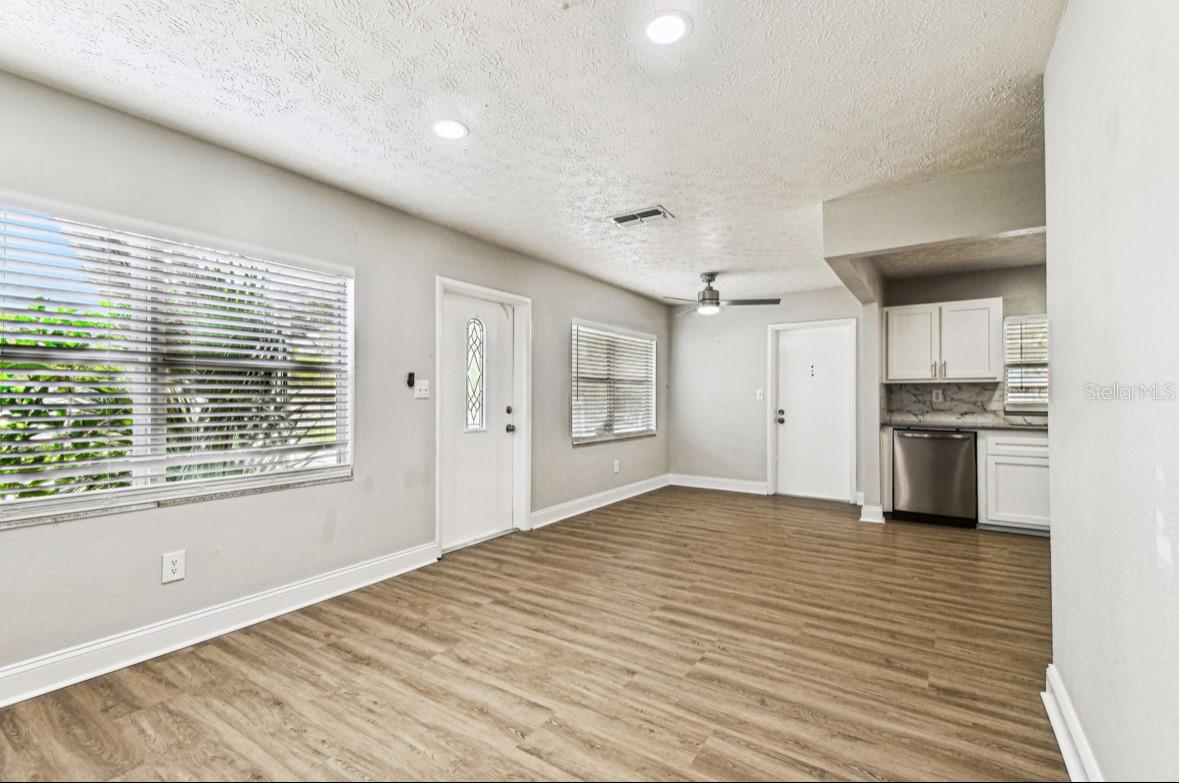 Image 8 of 41 For 10215 23rd Street