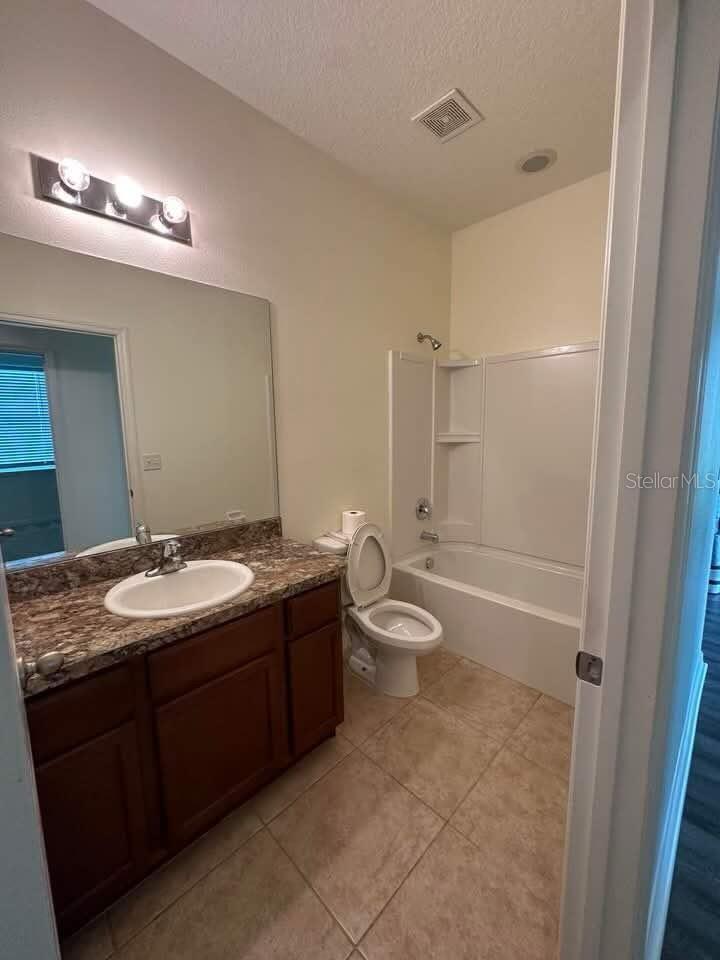 Image 13 of 24 For 30953 Water Lily Drive