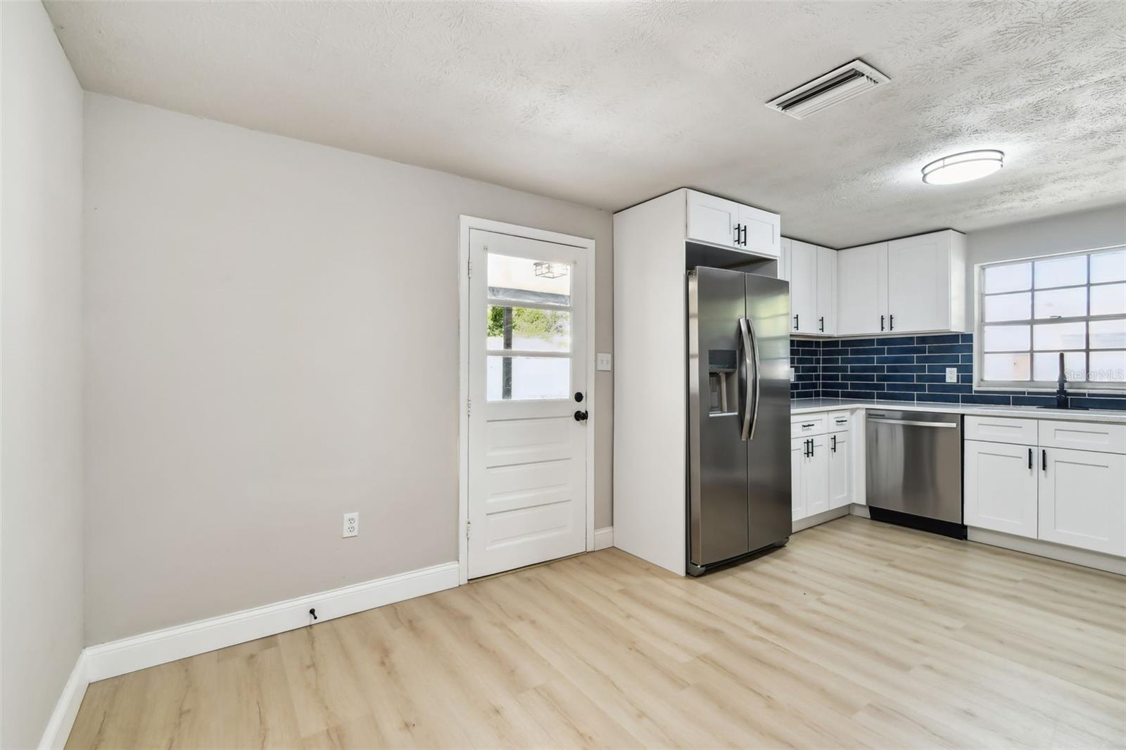 Image 15 of 51 For 9312 Tampa Street