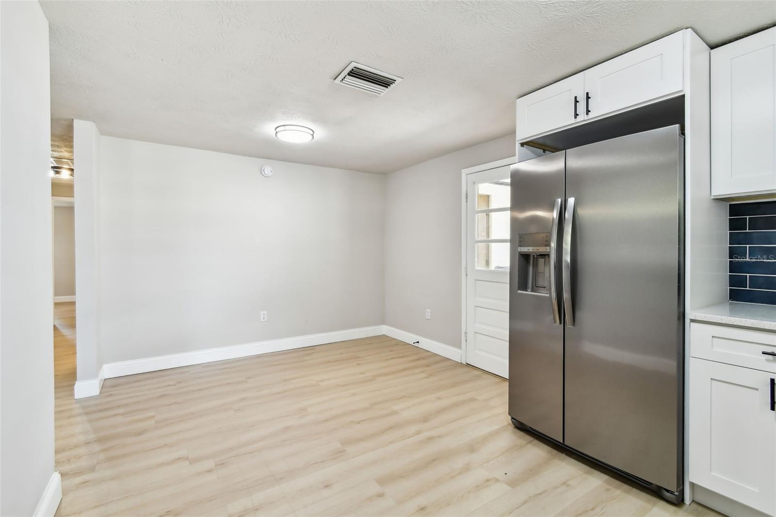 Image 20 of 51 For 9312 Tampa Street