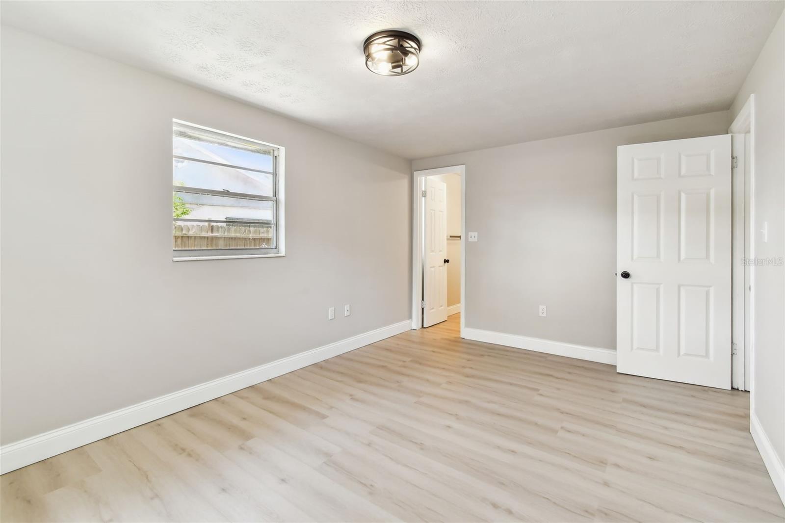 Image 23 of 51 For 9312 Tampa Street