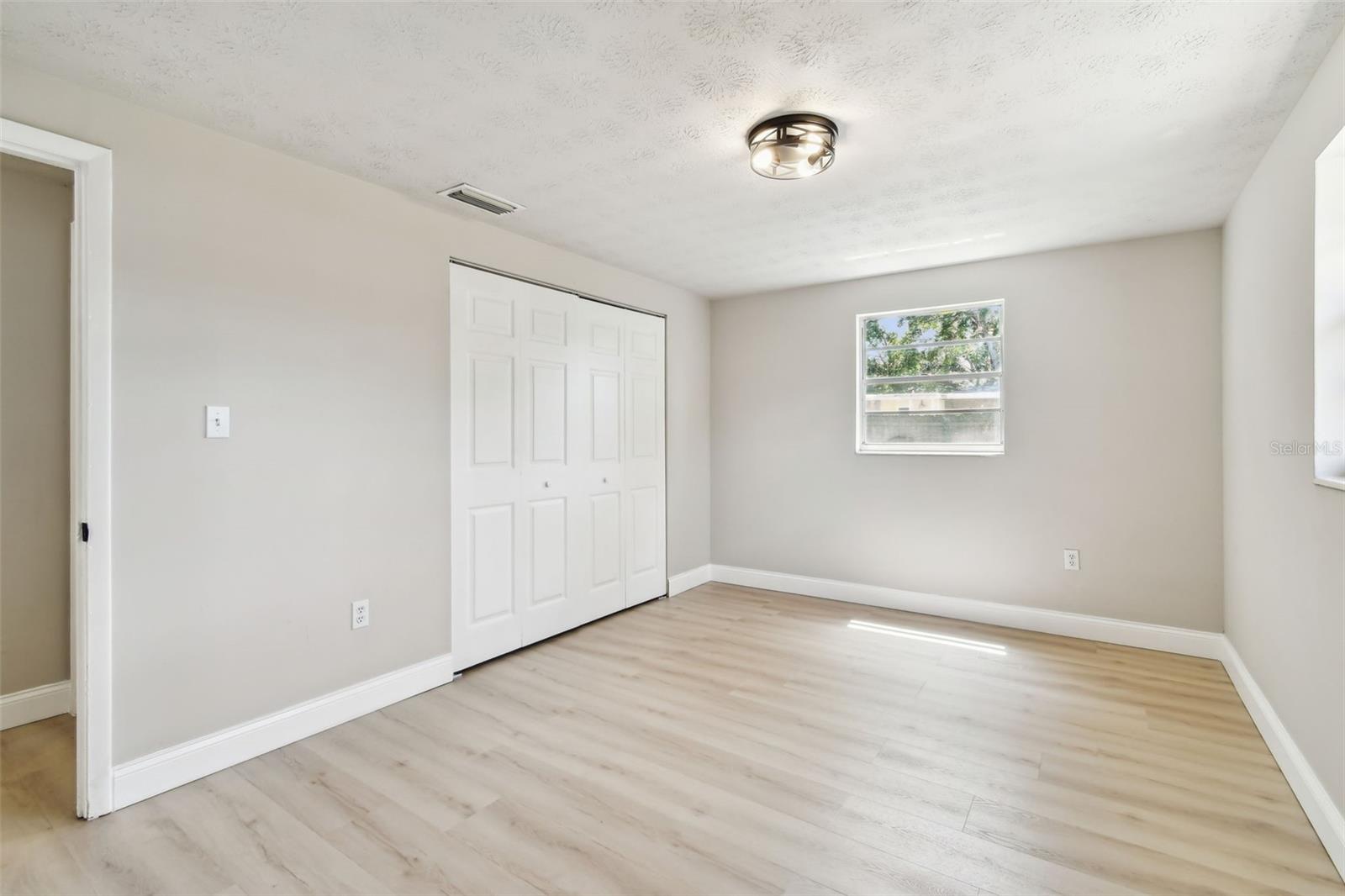 Image 25 of 51 For 9312 Tampa Street