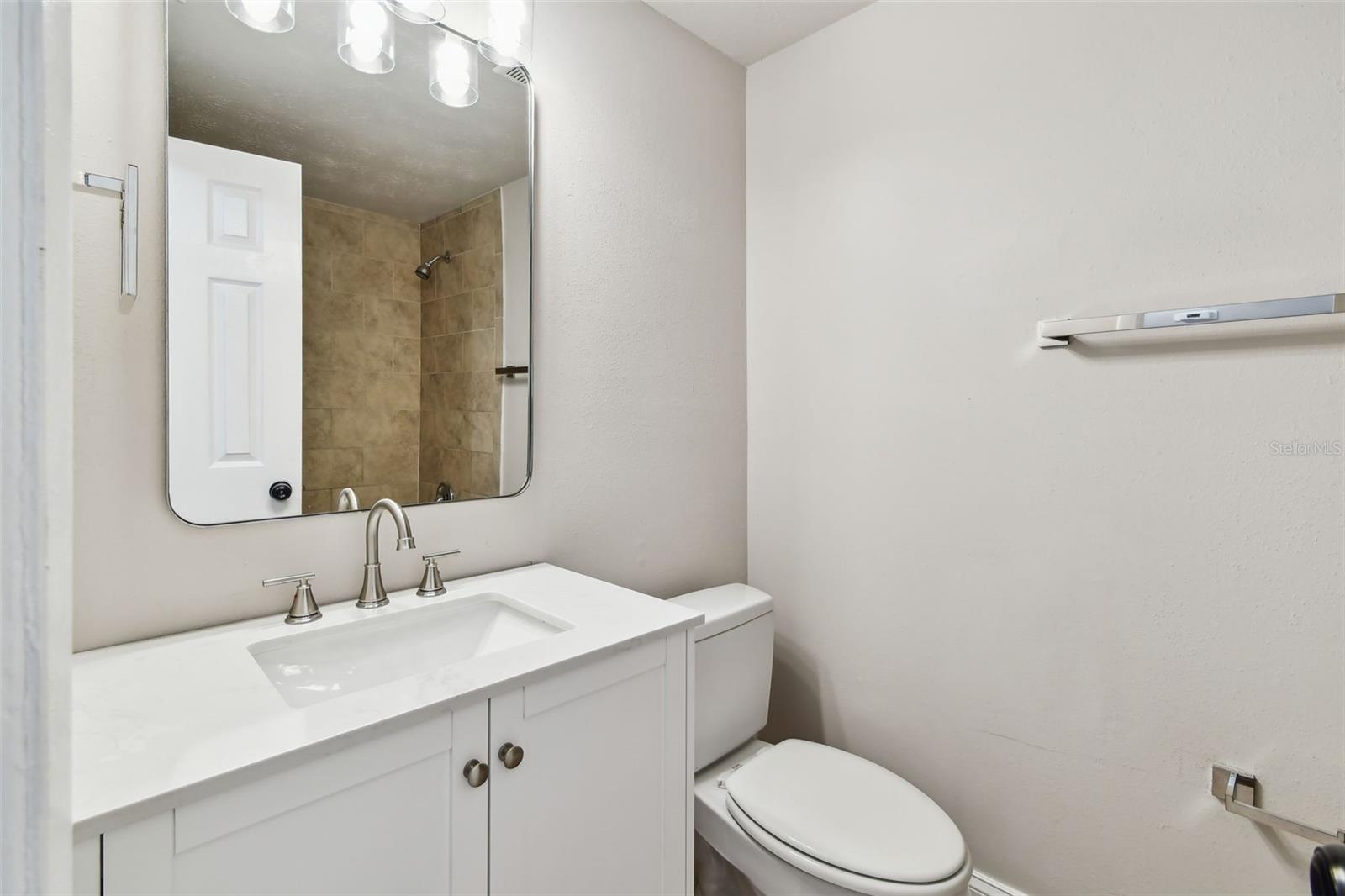 Image 32 of 51 For 9312 Tampa Street