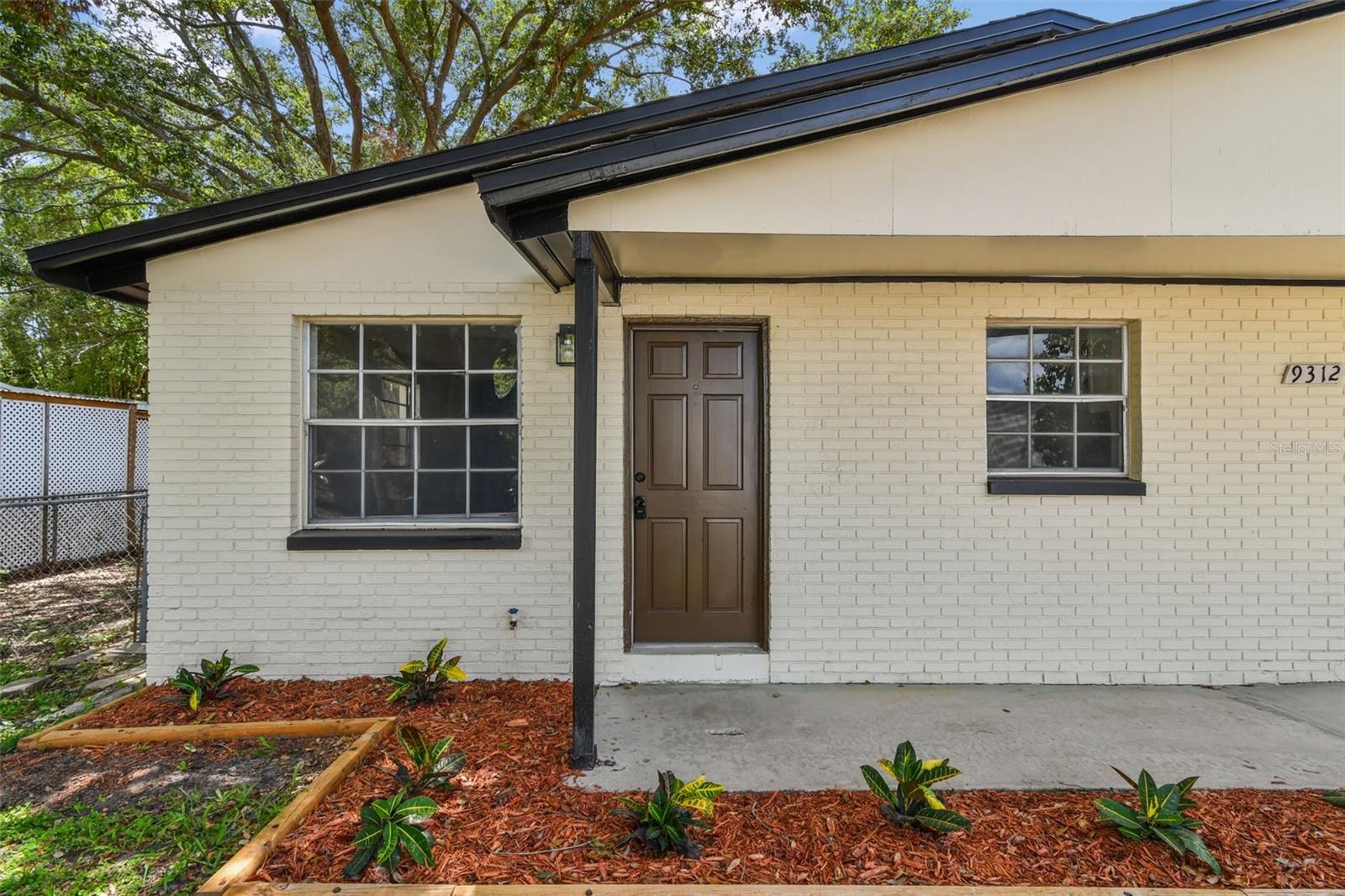 Image 5 of 51 For 9312 Tampa Street