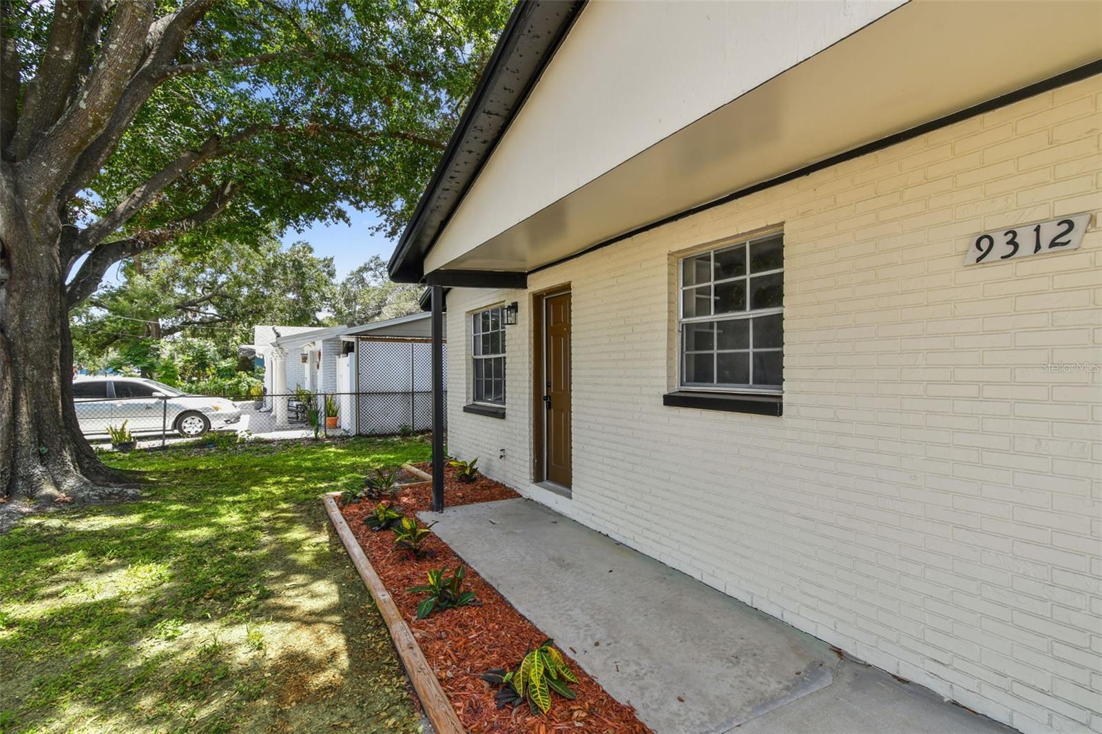 Image 6 of 51 For 9312 Tampa Street