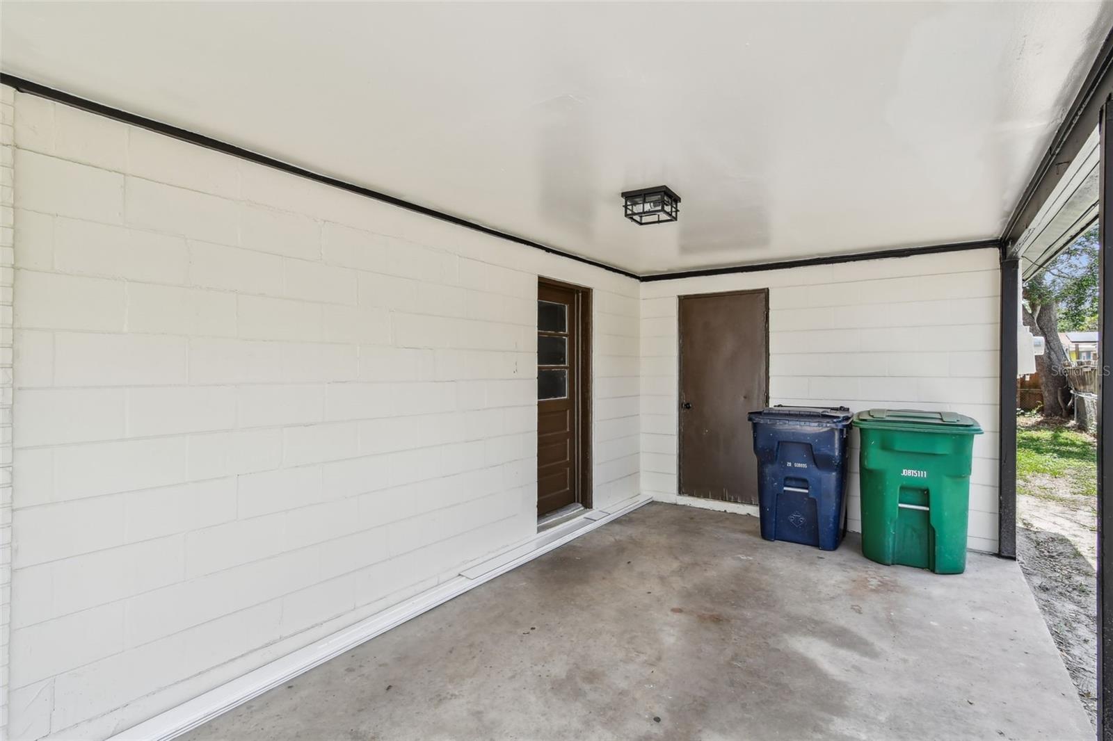 Image 7 of 51 For 9312 Tampa Street